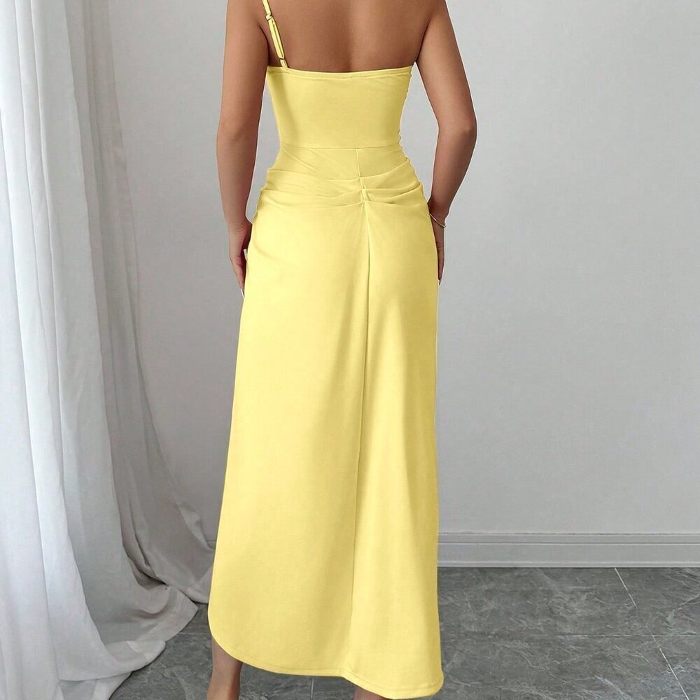 Yellow Elegant Women's 3d Floral Pleated Dress - Picture 2 of 6